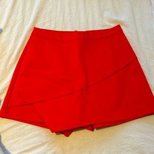 Bright red micro skort size small Gianni Bini.